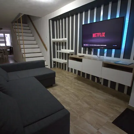 Azores Square House Historic Center