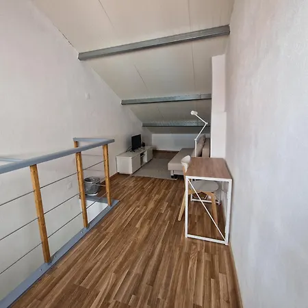 Azores Square House Historic Center *